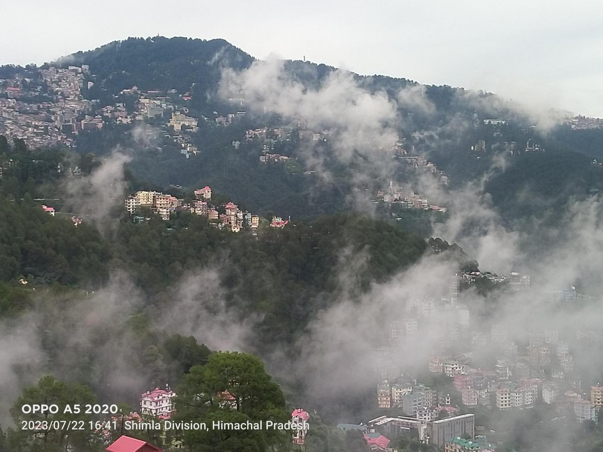Hotel Aachman Regency With Rooftop Terrace Shimla Buitenkant foto